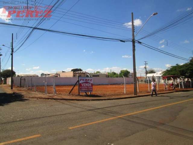 Terreno à venda na Avenida São João, --, Antares, Londrina por R$ 1.264.000