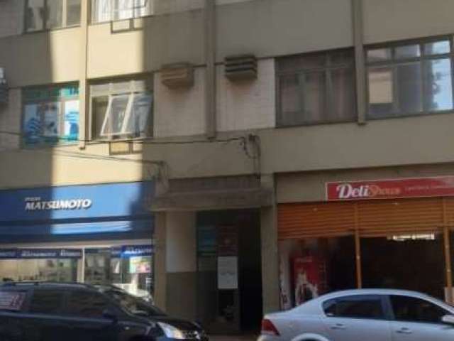 Sala comercial para alugar na Rua Senador Souza Naves, --, Centro, Londrina por R$ 690