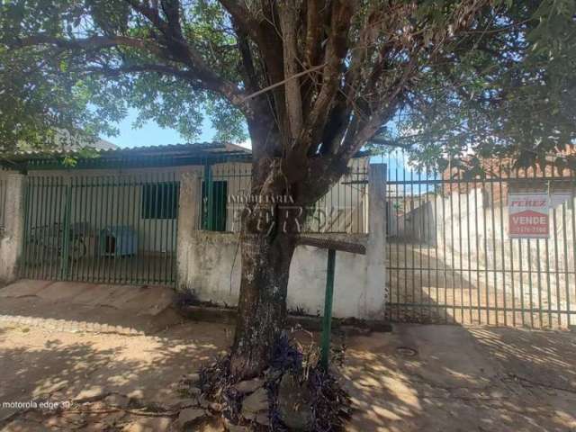 Casa com 2 quartos à venda na Rua Alberto Liutti, --, Del Rey, Londrina por R$ 300.000