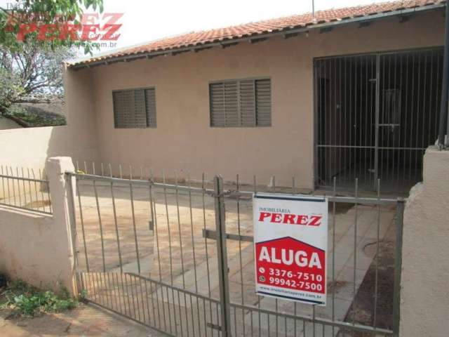 Casa com 2 quartos para alugar na MANGANES, --, Ideal, Londrina por R$ 890