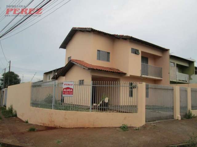 Casa com 3 quartos para alugar na ROMENIA, --, Igapó, Londrina por R$ 2.200