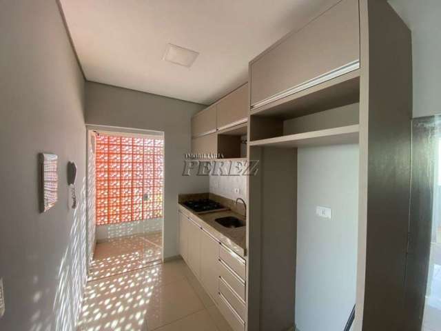 Apartamento com 2 quartos para alugar na Avenida Europa, --, Parque Residencial Joaquim Toledo Piza, Londrina por R$ 1.100