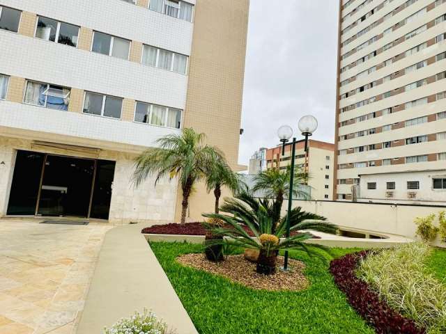 Apartamento último andar na Silva Jardim