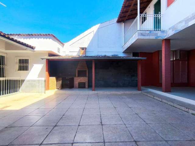 Casa à venda no bairro Jardim do Sol, em Juiz de Fora - MG