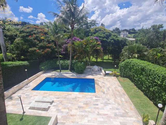 Casa estilo colonial , condomínio bragança paulista santa helena