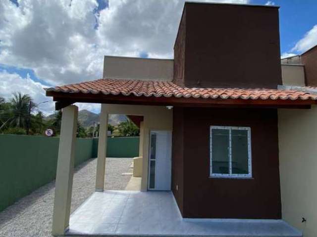 Casa Para Vender com 2 quartos 1 suítes no bairro Mucunã em Maracanaú