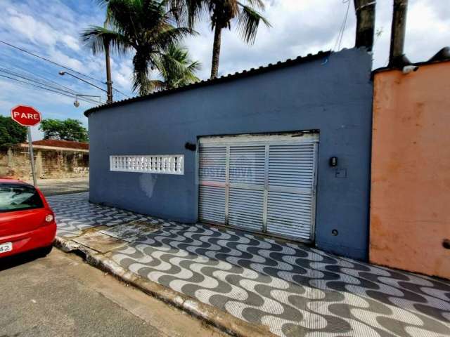 Casa para alugar com 3 quartos sendo 1 suíte, 3 vagas de garagem no bairro aviação