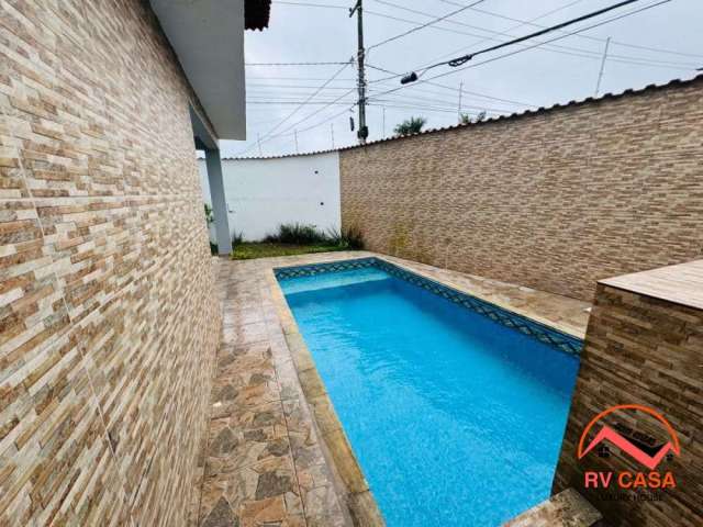 Casa de Alto Padrão com Piscina em Itanhaém-SP