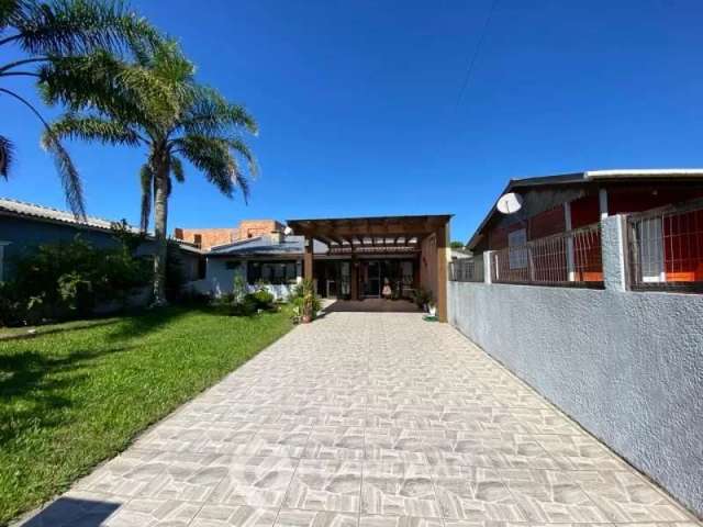 Oportunidade Única! Casa de 2 Dormitórios em Tramandaí por  Apenas R$280 Mil!