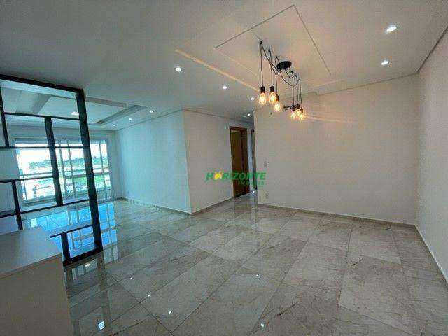Apartamento com 3 dormitórios para alugar, 106 m² por R$ 5.477,41/mês - Urbanova - São José dos Campos/SP