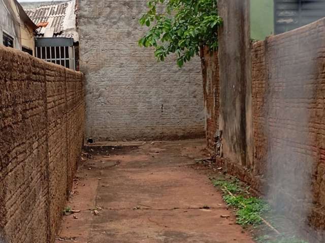 A venda uma casa Edícula com 01 Dormitórios no Bairro Boa Vista, São Jose do Rio Preto S/P.