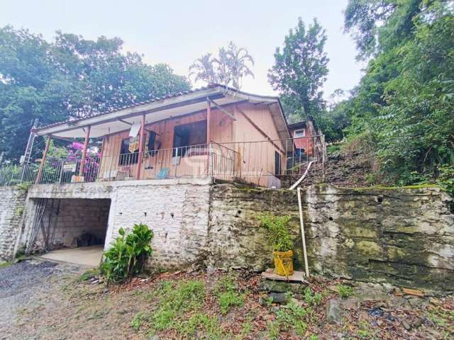 Casa para Venda em Palhoça, Praia de Fora, 2 dormitórios, 1 banheiro, 1 vaga