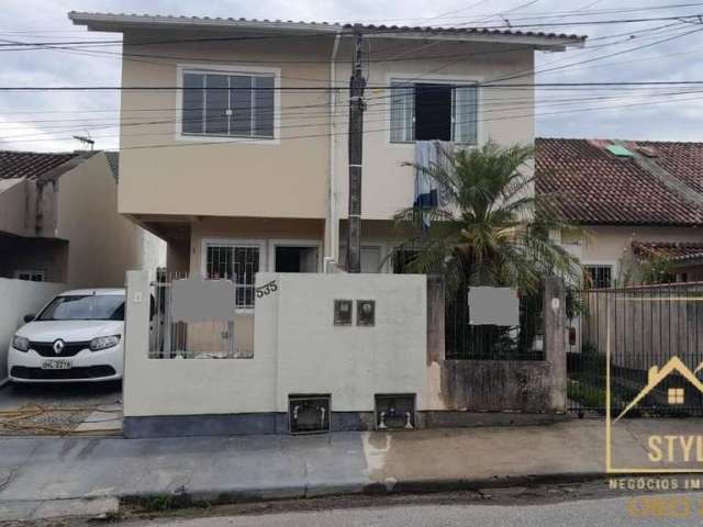 Sobrado para Venda em Palhoça, São Sebastião, 2 dormitórios, 1 banheiro, 2 vagas