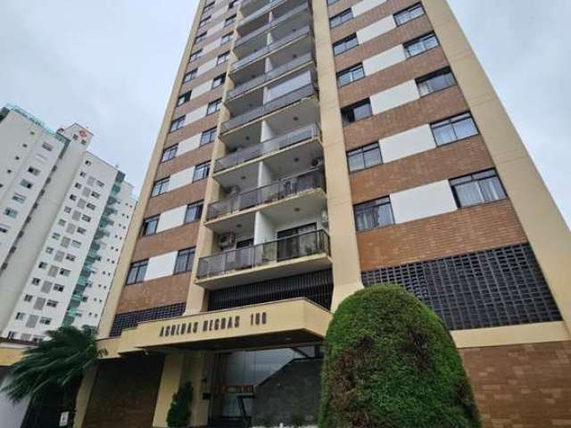 Apartamento com 3 quartos para alugar no Victor Konder, Blumenau  por R$ 2.500