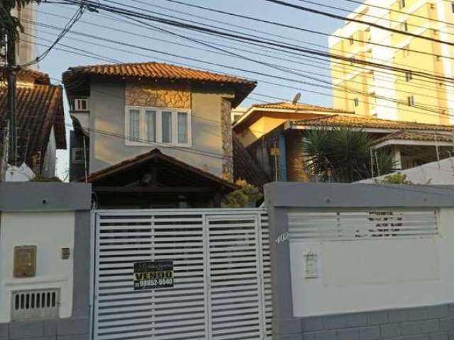 Casa para Venda em Macaé, Riviera Fluminense, 4 dormitórios, 1 suíte, 4 banheiros, 2 vagas