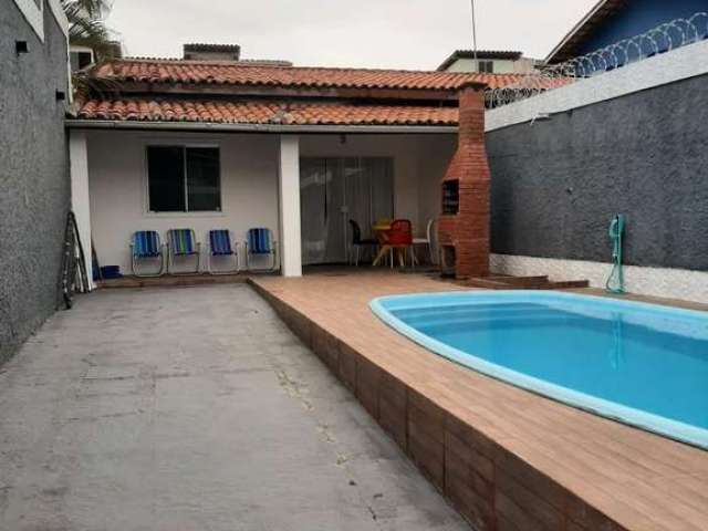 Casa com 4 quartos à venda na Rua Joaquim de Carvalho Campos, 26A, Ipitanga, Lauro de Freitas, 125 m2 por R$ 550.000