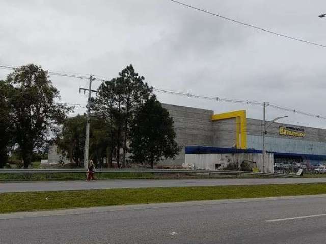 Terreno em em área comercial Praia de Leste