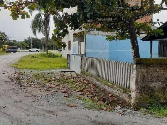 Terreno urbano em Praia de Leste