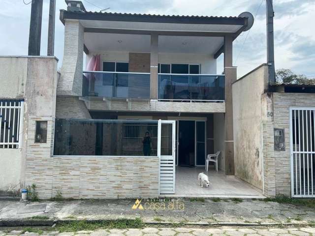 Sobrado a venda em Praia de Leste Pontal do Parana