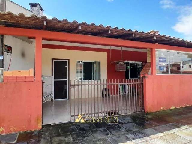 Casa Semi Mobiliada no Bom Retiro à 650m da Praia