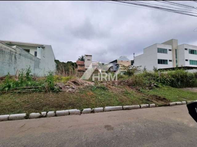 Terreno à venda na Praia dos Amores-SC.