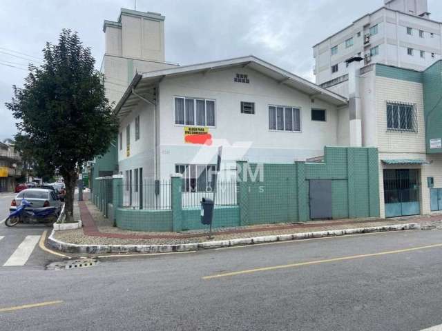 Casa a venda, Balneário Camboriú-SC.