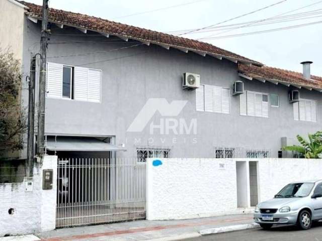 Casa a venda em Balneário Camboriú, SC.