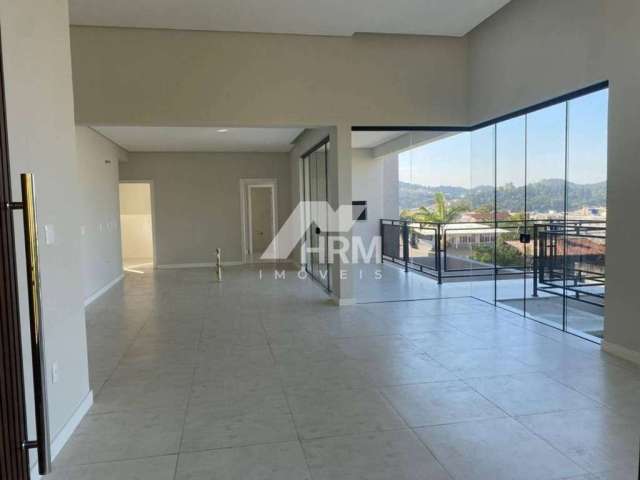 Magnifica Casa com vista mar em bairro tranquilo de Balneário Camboriú