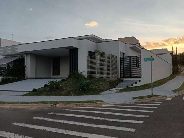 Casa em condomínio à venda  com 3 quarto(s)