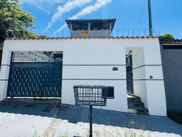 Casa excelente no Bairro Mantiqueira, dois pavimentos + cobertura