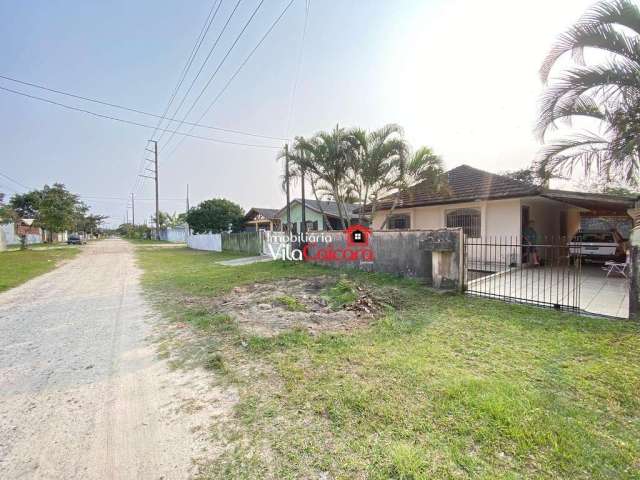 Casa a venda com 3 quartos em Santa Terezinha