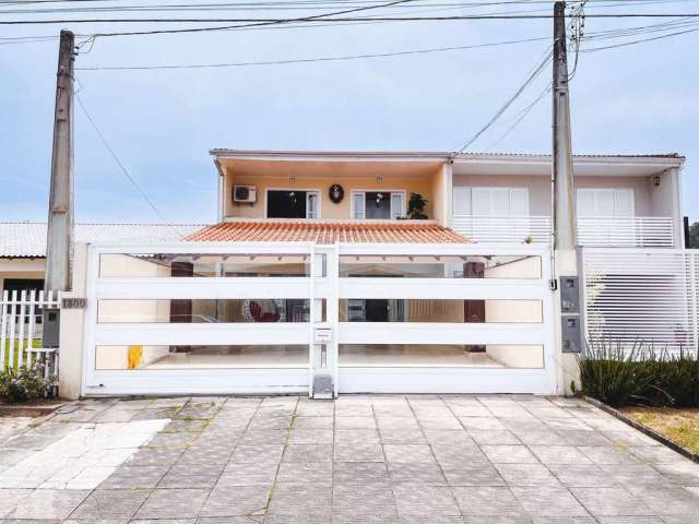 Casa com 3 quartos à venda na Rua Guilherme Pequeno Esquina Com Avenida Po, 1300, Centro, Guaratuba, 280 m2 por R$ 1.200.000