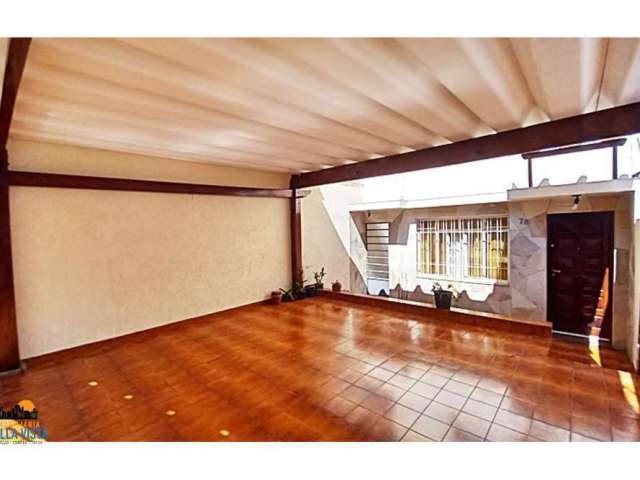 Casa com 3 quartos à venda na Cirino Faro, 70, Vila Gumercindo, São Paulo por R$ 535.000