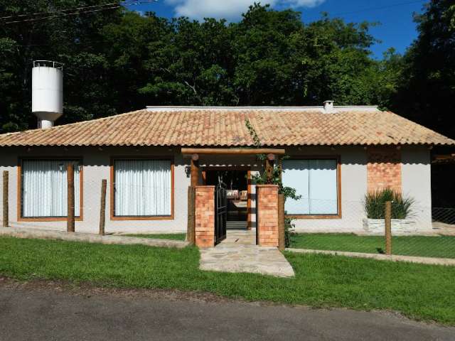 *chácara com casa de 3 suítes - r$ 1.600.000,00*