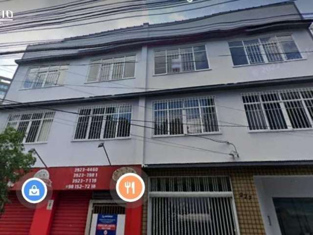 Apartamento com 3 dormitórios 1 suíte para venda no Centro