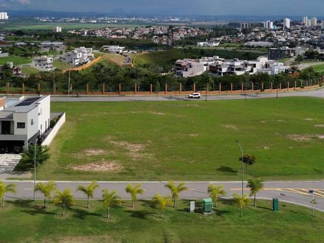 Terreno plano no Condomínio Alphaville 1 - PLANO, parte ALTA, 505,54 m², próximo da PRAÇA!