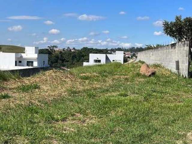 Vale dos Lagos - Condominio em Jacarei 1600m2 avalia troca com apto no Jd Aquarius