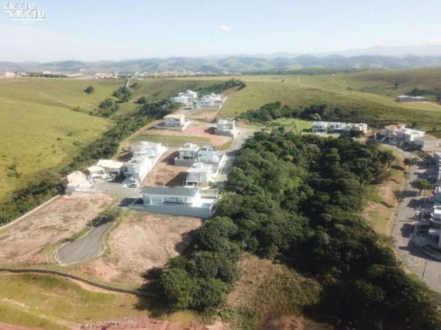 Terreno de 578 m² no Cond. Montserrat Urbanova, Quadra F - Em ACLIVE - Fundos para Área Verde