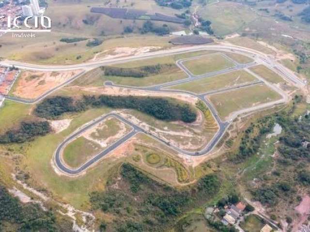 Terreno à venda no Recanto da Baronesa em SJC com 778,85 m2 de terreno Quadra L  - Meio de Quadra