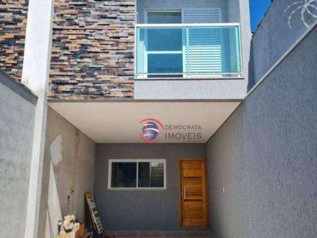 Sobrado com 3 dormitórios à venda, 130 m² por R$ 750.000,00 - Utinga - Santo André/SP