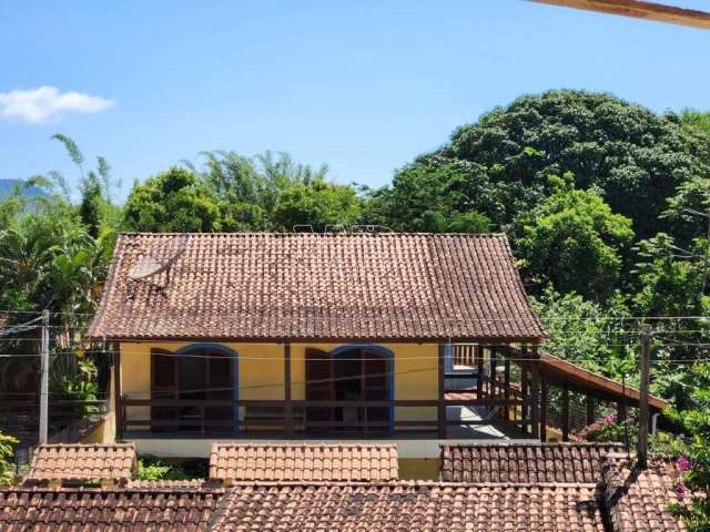 Casa de condomínio com 4 quartos, 360m², à venda em Maricá, Jacaroá