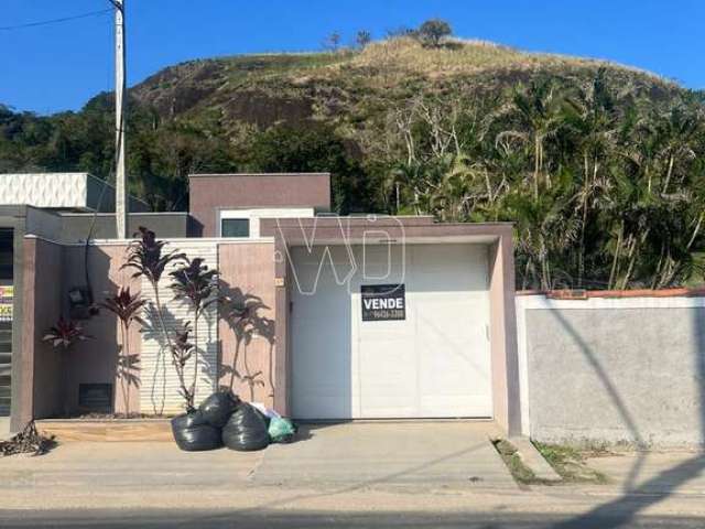 Casa com 2 quartos, 114m², à venda em Maricá, Recanto de Itaipuaçu (Itaipuaçu)