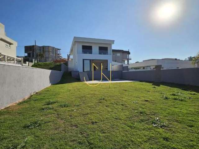 Maravilhosa oportunidade! Esta incrível casa está disponível por apenas R$ 1.650.000,00, com uma área construída de 280m² e um terreno de 664m².