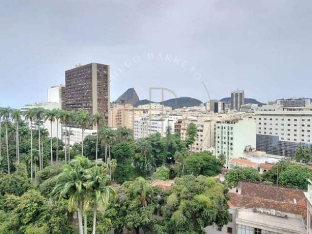 Apartamento 2 Quartos Sendo 1 Suíte 2 Banheiros e 1 Vaga - Quadra Da Praia - Flamengo