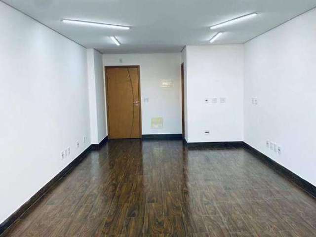 Sala em Torre Comercial, localização privilegiada,.