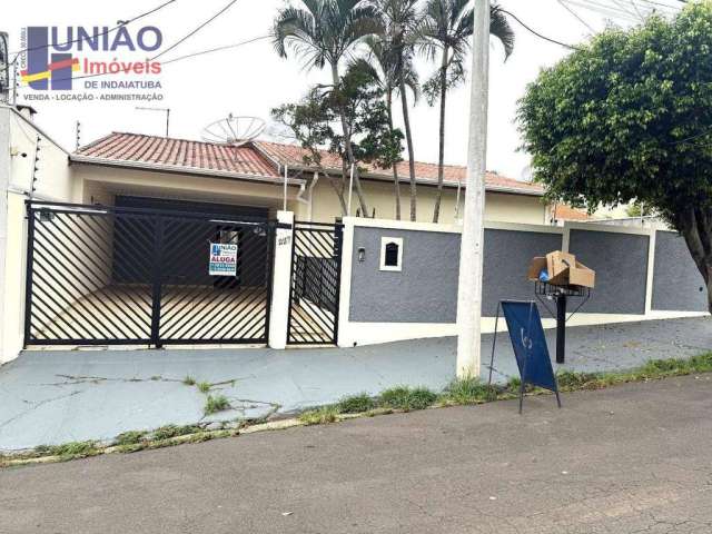 Casa Ampla, 02 dormitórios (sendo 01 suíte), edícula com dormitório e banheiro externo.