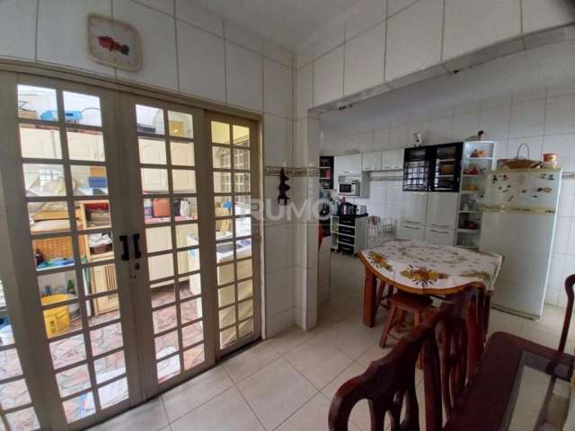 Casa com 3 quartos à venda na Rua Pitangueiras, 341, Jardim Baronesa, Campinas, 129 m2 por R$ 400.000