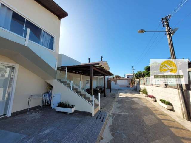 Casa à venda no bairro Balneário Ponta do Papagaio (Ens Brito) - Palhoça/SC