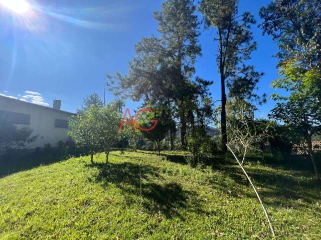 Terreno à venda no bairro Golfe - Teresópolis/RJ