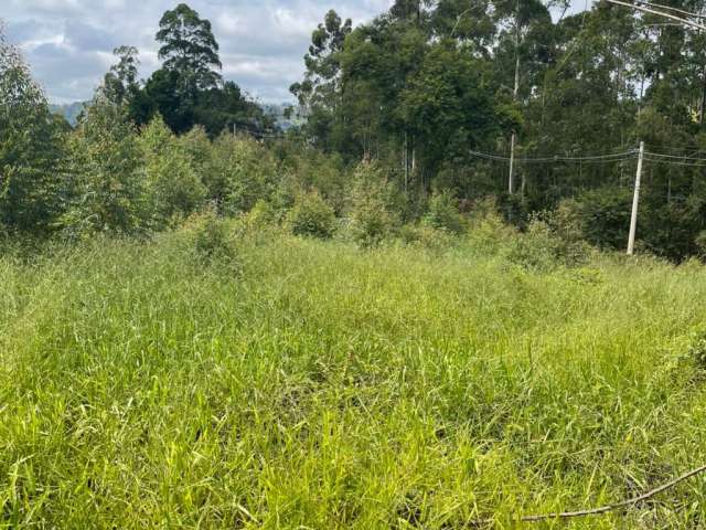 Terreno na Serra: Refúgio de Paz